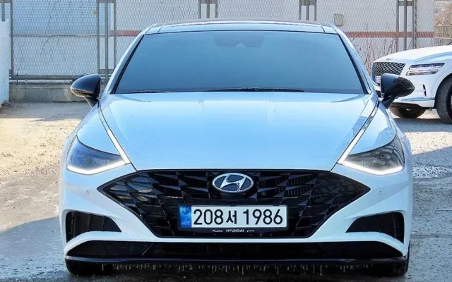 쏘나타DN8 중고차 쏘나타 (DN8) 1.6 터보 프리미엄 플러스 매물 사진 4 - 2022/02 107,698km